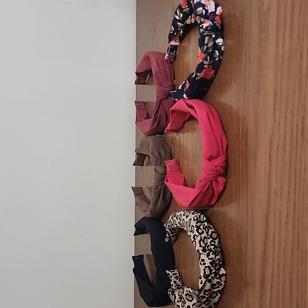Anthro: Set of 6 Stylish Headbands